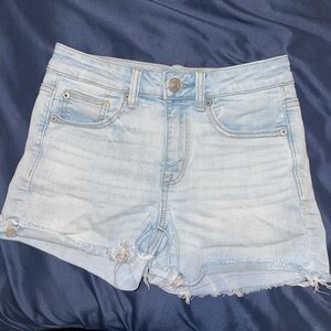 American Eagle 5 Pocket Next Level Stretch Light Wash High Rise Shortie Shorts